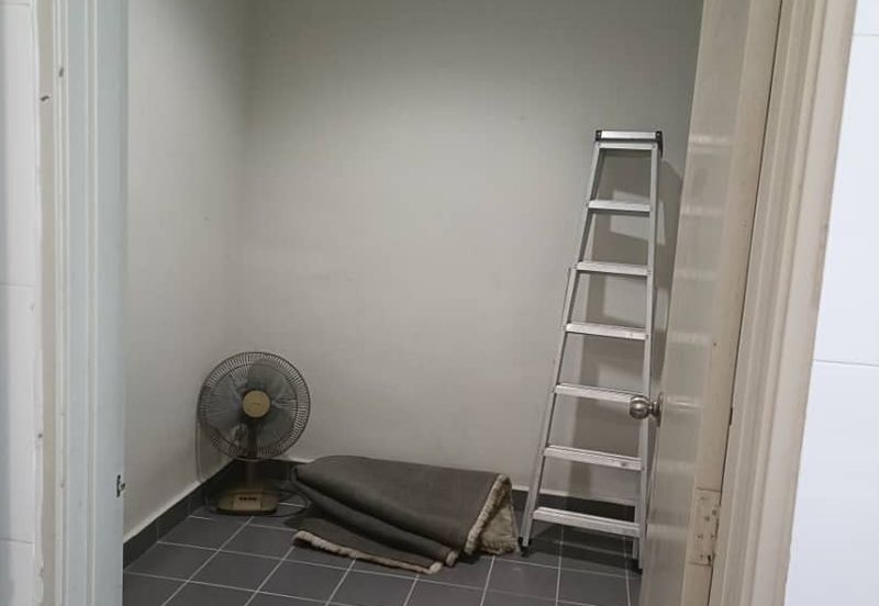 Zefer Hill Residence