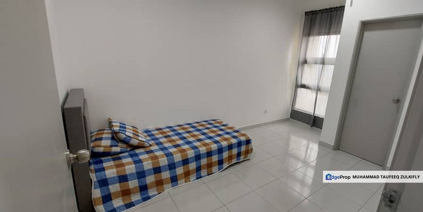 PARTIAL FURNISHED | BRAND NEW | HIGH FLOOR | Residensi Emas Condo, Kajang, Selangor, Kajang