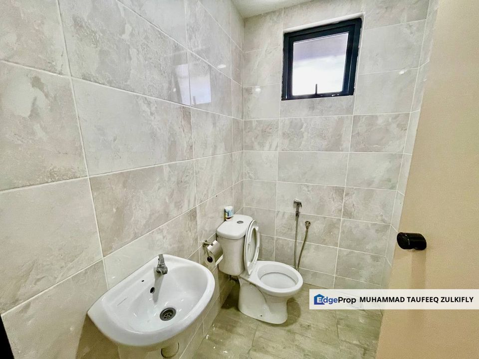 FURNISHED OFFICE | READY MOVE IN | Kenwingston Business Centre, Cyberjaya, Selangor, Cyberjaya