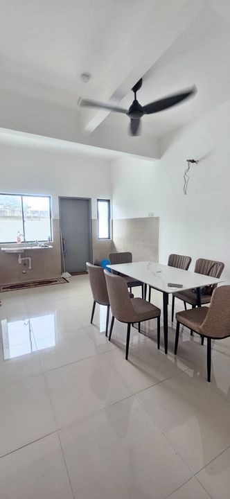 PARTIAL FURNISHED | 3 Storey Terrace Residensi Sinaran Sek 25 Shah Alam, Selangor, Shah Alam