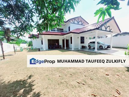 Renovated & Extended 2 Storey Bungalow Seksyen 9 Shah Alam Strategic Location, Selangor, Shah Alam