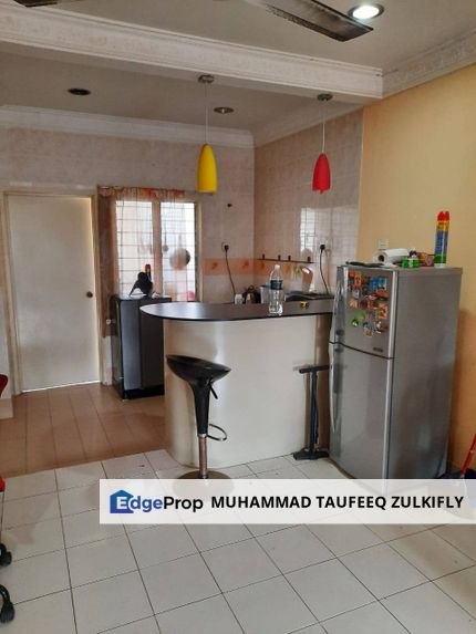 Upper Unit Townhouse Seksyen U10, Shah Alam Near Puncak Perdana, Selangor, Shah Alam