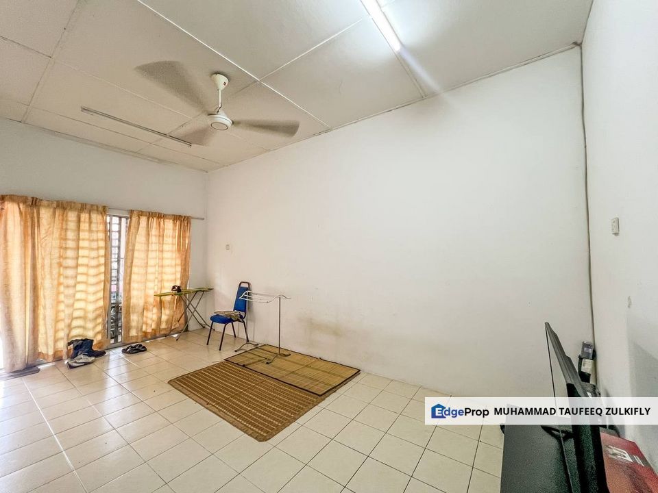 Single Storey Terrace Jalan Dato Ahmad Razali Pulau Indah Klang Freehold Malay Reserved, Selangor, Port Klang