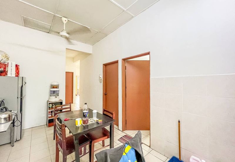 Pulau Indah ( Pulau Lumut )