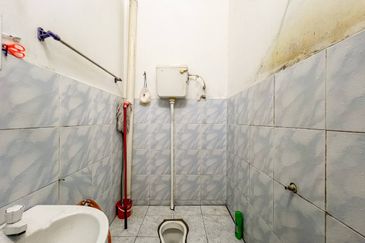 Pulau Indah ( Pulau Lumut )