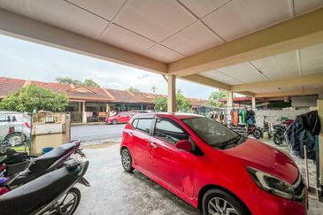 Pulau Indah ( Pulau Lumut )