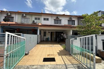 Jalan SP 6 @ Bandar Saujana Putra