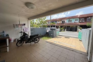 Jalan SP 6 @ Bandar Saujana Putra