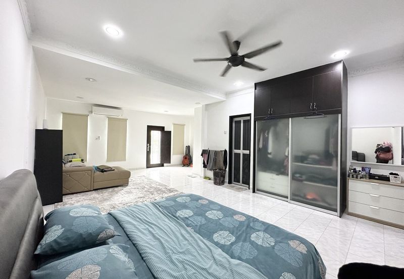 Jalan SP 4 @ Bandar Saujana Putra