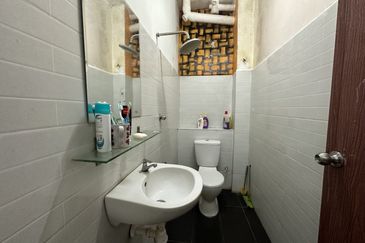 Jalan SP 7 @ Bandar Saujana Putra