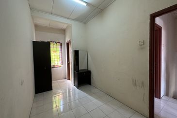 Jalan SP 6 @ Bandar Saujana Putra