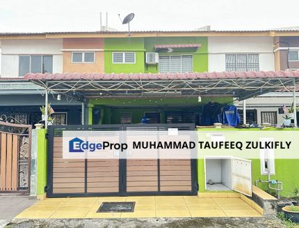 Partly Furnished Cheapest Renovated Cantik 2 Storey House SP8, Bandar Saujana Putra, Selangor, Jenjarom