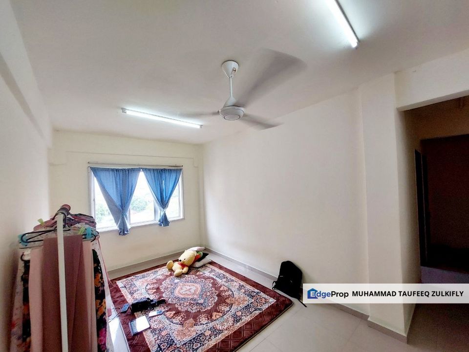 Renovated Walk-Up Apartment Gugusan Teratai Seksyen 6 Kota Damansara, Selangor, Kota Damansara