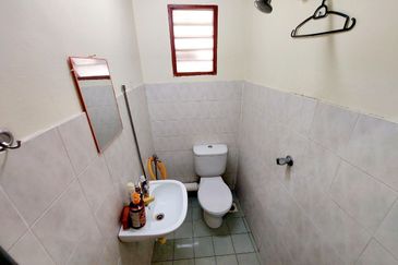 Gugusan Teratai, Seksyen 6 Kota Damansara