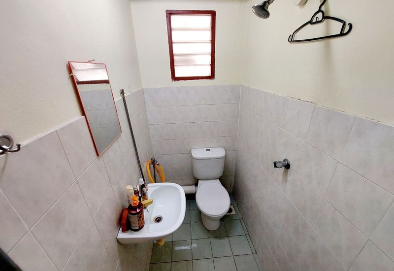 Gugusan Teratai, Seksyen 6 Kota Damansara