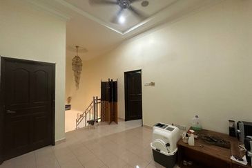 Lorong Az- Zaharah 10/10