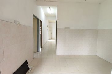 Pulau Indah ( Pulau Lumut )