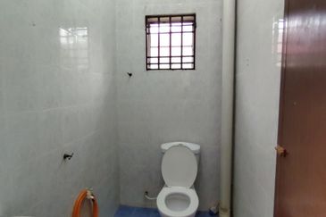 Pulau Indah ( Pulau Lumut )