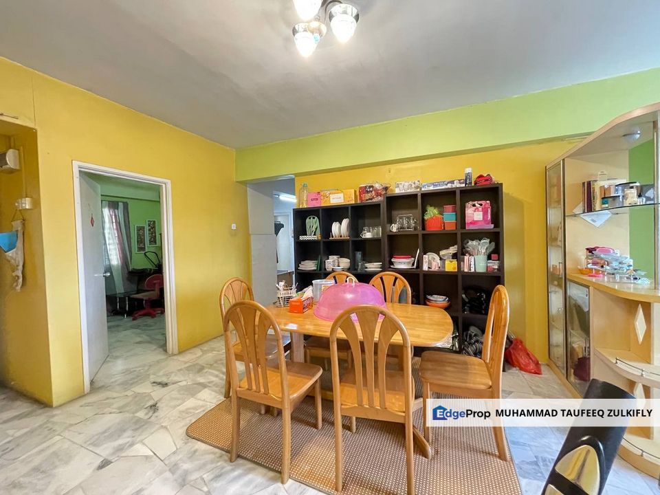 Partly Furnished Non Bumi Lot Vista Prima Condo, Bandar Bukit Puchong Strata Ready, Selangor, Puchong