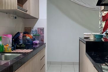 D'Camelia Court Nilai Impian