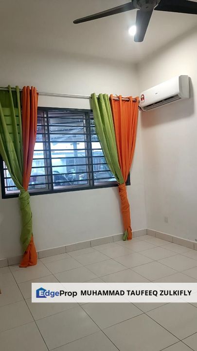 Renovated Freehold D'Camelia Court Nilai Impian Partial Furnished Condition, Negeri Sembilan, Nilai