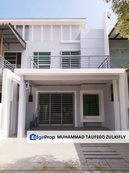 Non Bumi Lot 2 Storey Terrace Nusari Aman 2, Bandar Sri Sendayan, Freehold Renovated With Kitchen Cabinet, Negeri Sembilan, Seremban