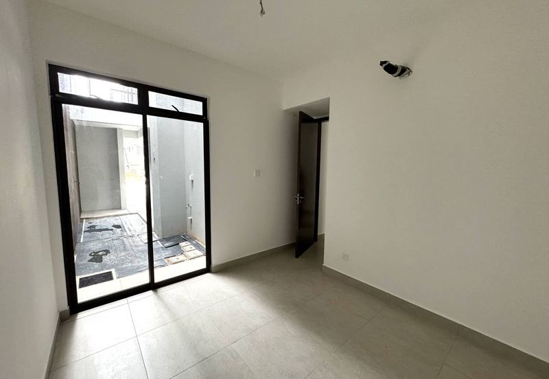 Brand New 2 Phase Mulia Residence, Cyberjaya Freehold Strata Property