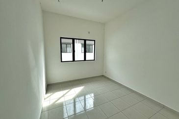 Brand New Bywater Homes Type Croceus Setia Utama 3, Setia Alam Freehold