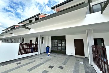 Brand New Bywater Homes Type Croceus Setia Utama 3, Setia Alam Freehold