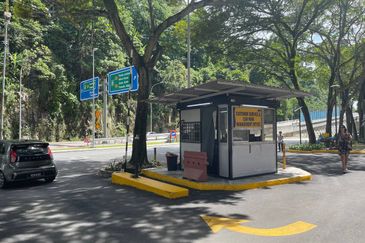 Perdana Exclusive Condominium