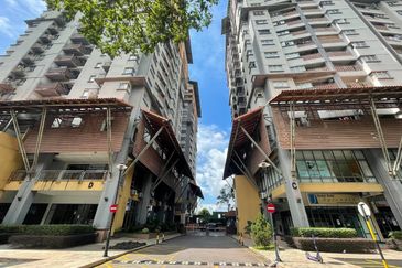 Perdana Exclusive Condominium