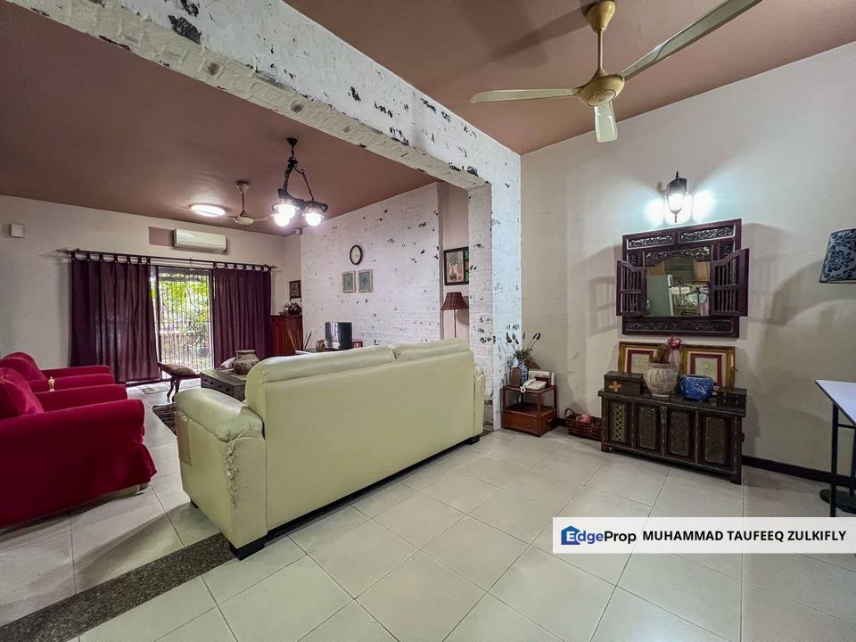 Renovated & Extended 2 Storey Superlink House Sunway Kayangan Shah Alam, Selangor, Shah Alam