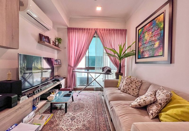 Lake Point Residence