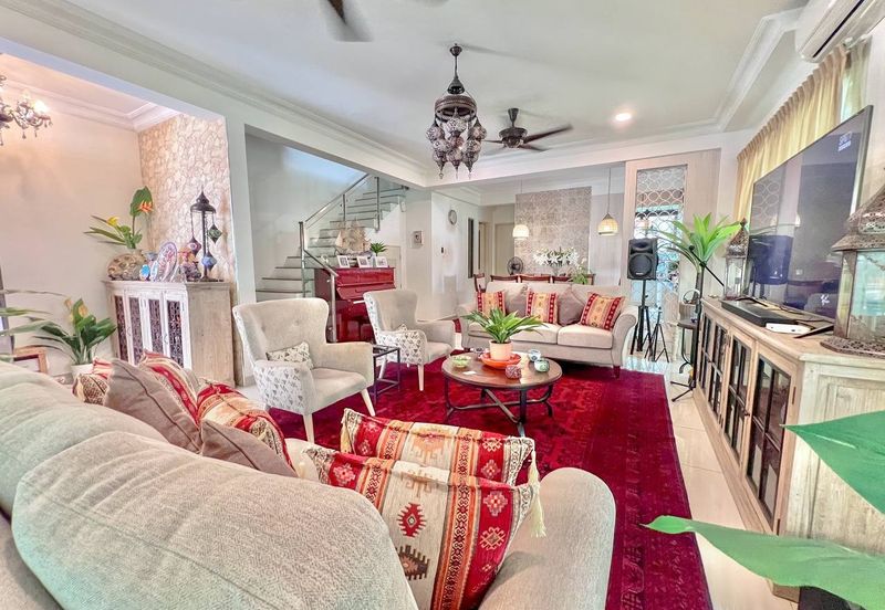 Lake Point Residence