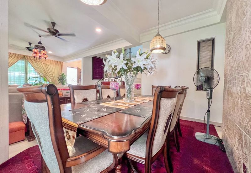 Lake Point Residence