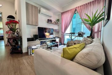 Lake Point Residence