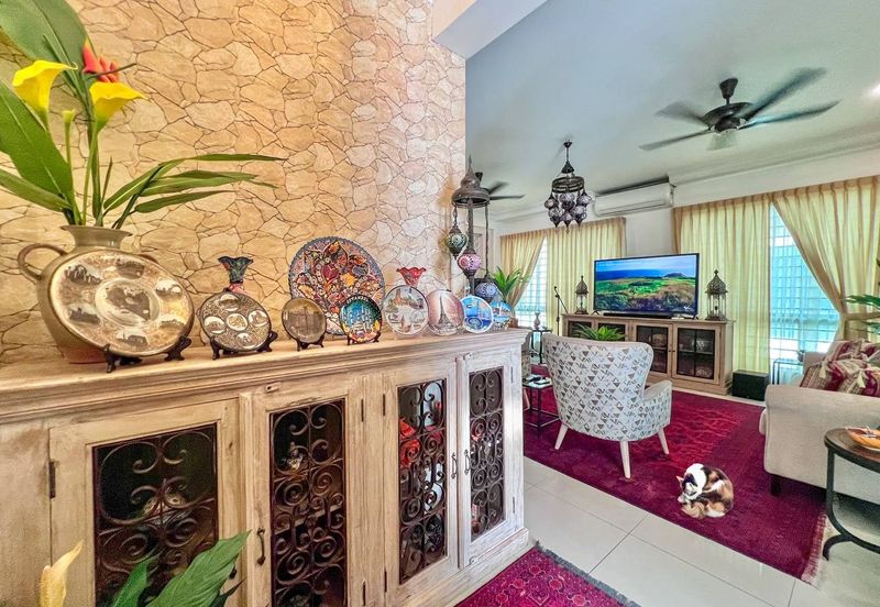 Lake Point Residence