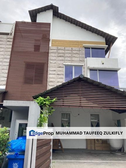 Bungalow 3 Storey House Laman Seri Seksyen 13 Shah Alam, Near Sek 13 Mosque Gated Guarded, Selangor, Shah Alam