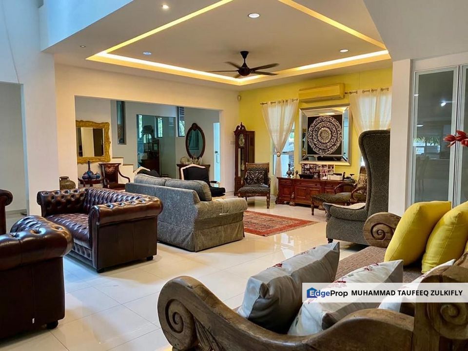 Bungalow 3 Storey House Laman Seri Seksyen 13 Shah Alam, Near Sek 13 Mosque Gated Guarded, Selangor, Shah Alam