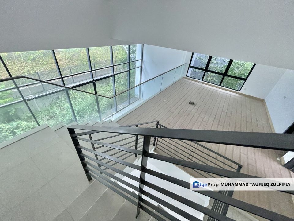 3 Storey Bungalow Zero Lot Perdana Heights Seksyen U10 Shah Alam, Selangor, Shah Alam