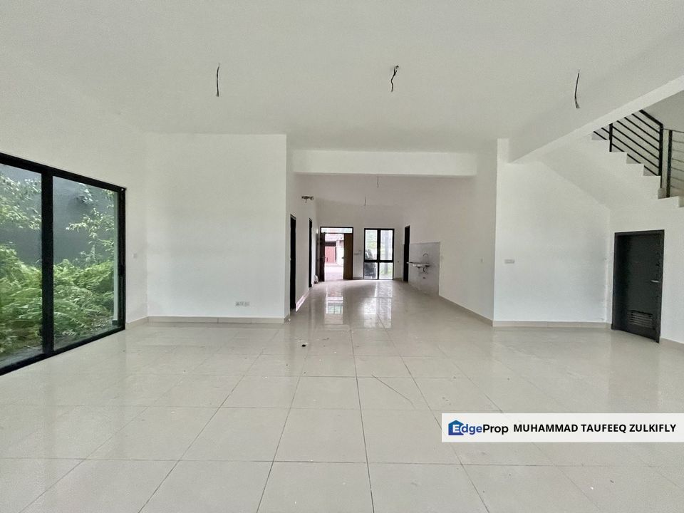 3 Storey Bungalow Zero Lot Perdana Heights Seksyen U10 Shah Alam, Selangor, Shah Alam