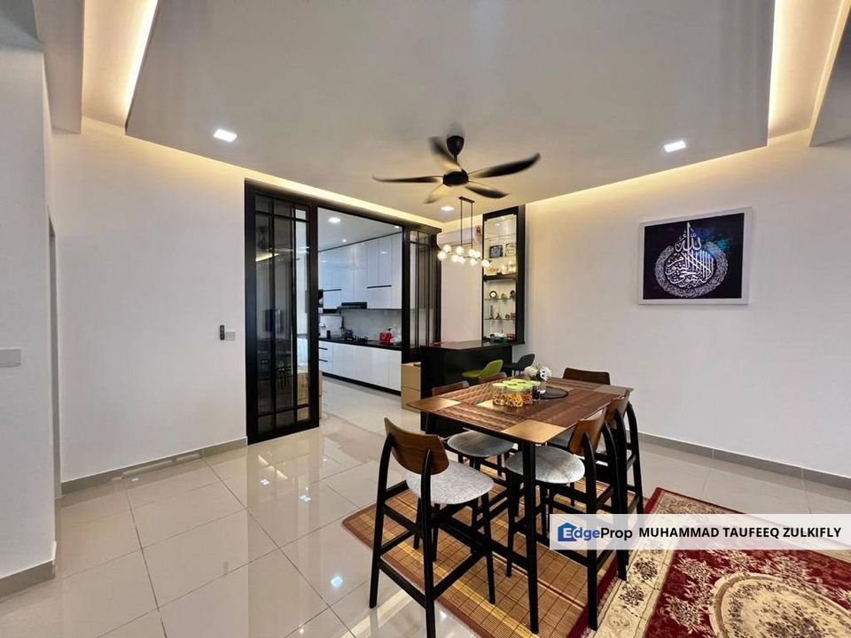 Renovated Cantik 2 Storey Terrace Sejati Lakeside Cyberjaya Freehold Individual Title, Selangor, Cyberjaya