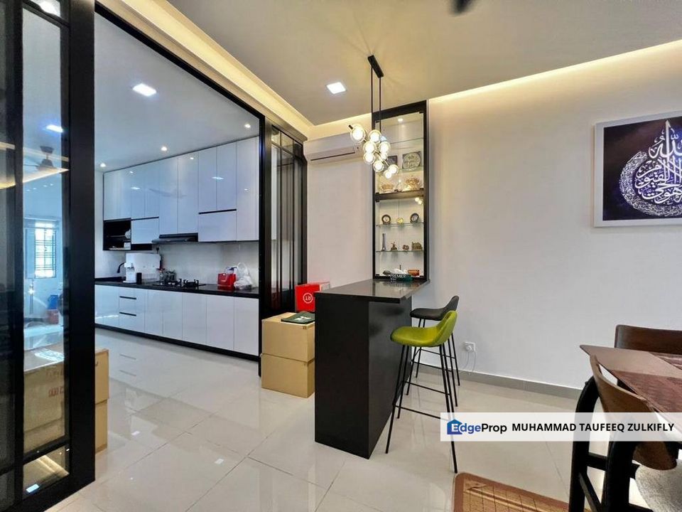 Renovated Cantik 2 Storey Terrace Sejati Lakeside Cyberjaya Freehold Individual Title, Selangor, Cyberjaya