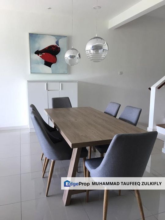 Fully Furnished Modern Design Upper Unit Townhouse Primer Garden Villa Townhouse Cahaya Spk, Selangor, Shah Alam