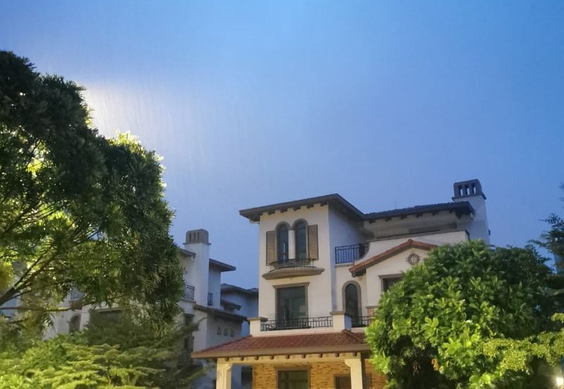 Country Garden Diamond City