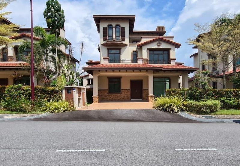 Country Garden Diamond City