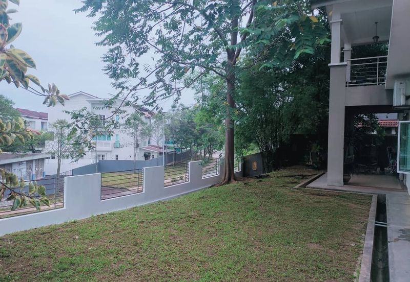 Seksyen 11, Kota Damansara