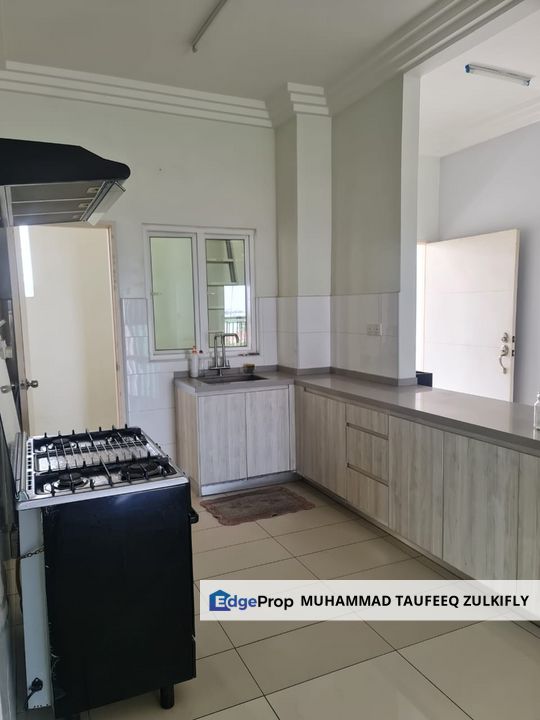 Partial Furnished Opal Residensi Seksyen 7 Shah Alam, Corner Unit High