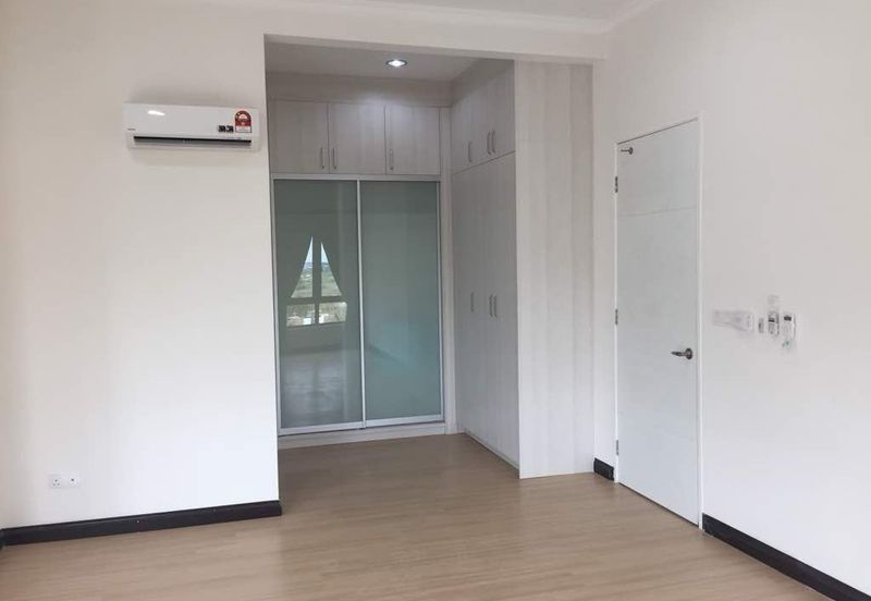 Jalan Setia Wawasan U13/31