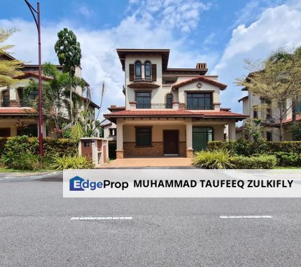 Renovated 3 Storey Bungalow, Diamond City Semenyih Non Bumi Lot, Selangor, Semenyih
